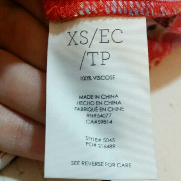 **SALE** CABI bright floral tank top XS - Picture 6 of 7